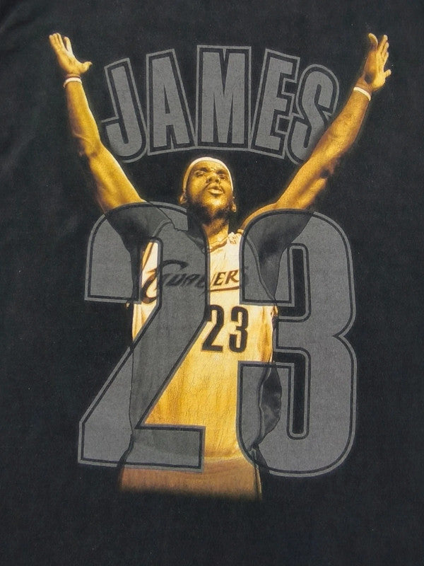 Majestic NBA licensed Cleveland Cavaliers King James USA Basketball T-shirt 23 James size M